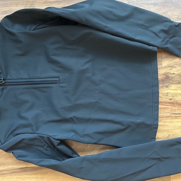 Long sleeve cold weather shell - never worn - Picture 3 of 5